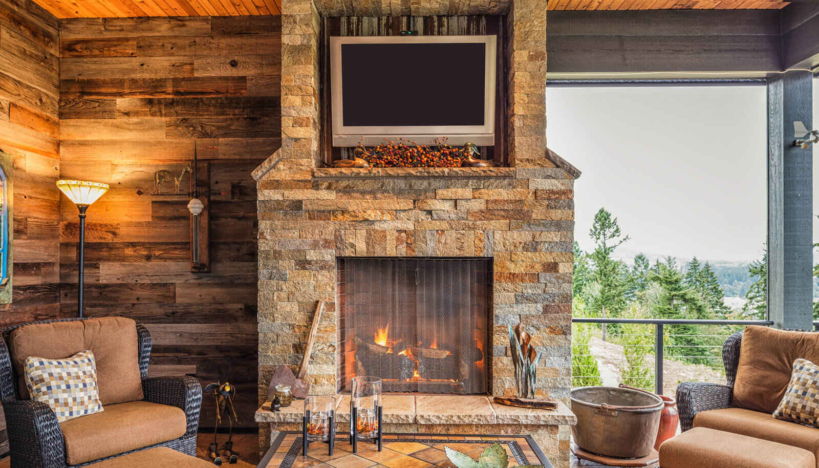 Fancy home with a fireplace in Colorado